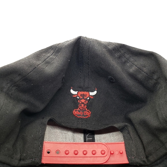 Chicago Bulls New Era Snapback Hat NBA Basketball - Picture 5 of 5